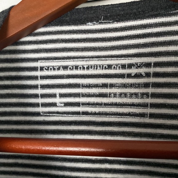 SOTA CLOTHING CO Stripped Minnesota Tee shirt size L - Picture 2 of 3